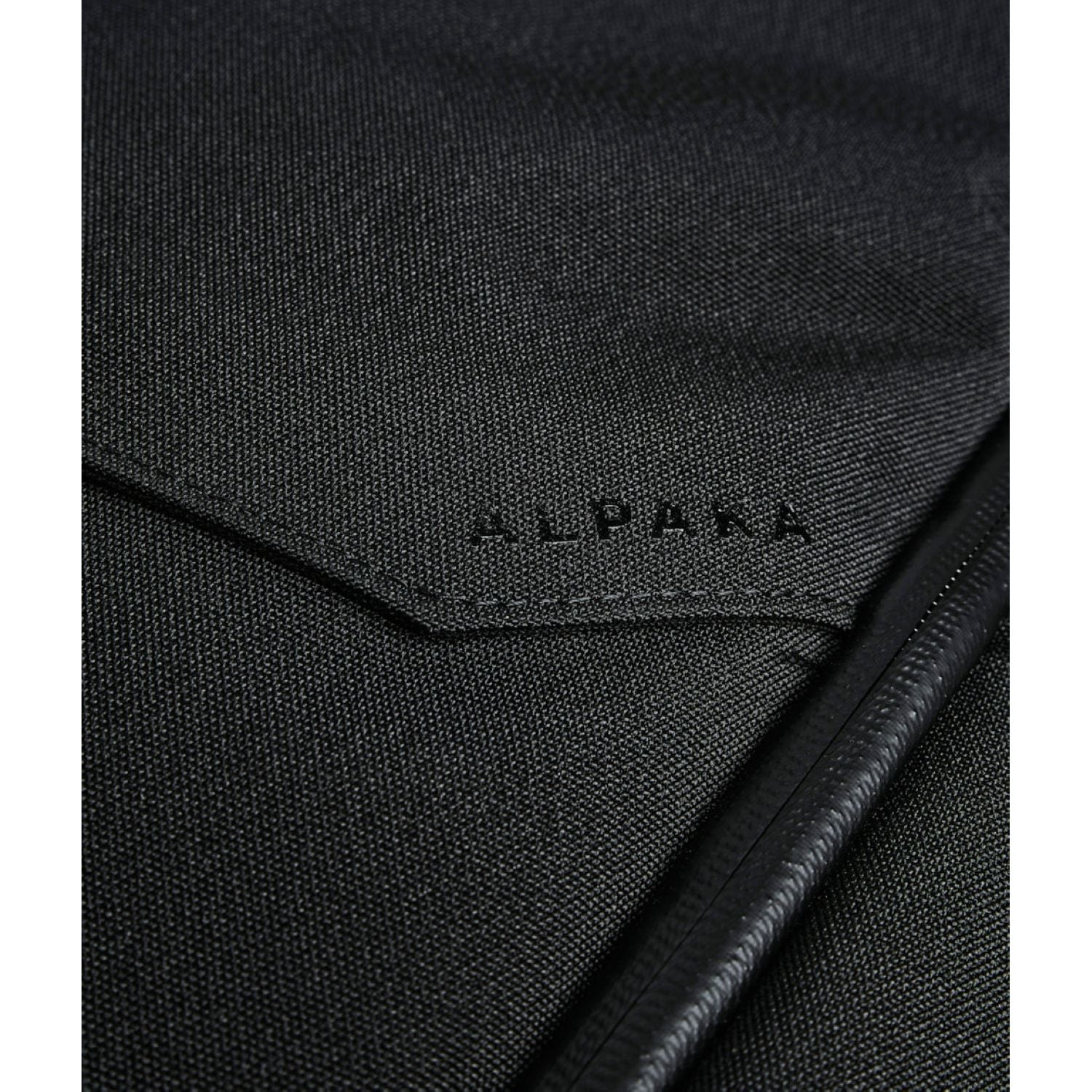 ALPAKA Elements Travel (35L) Axoflux 600D Backpack + Removable Waist Strap