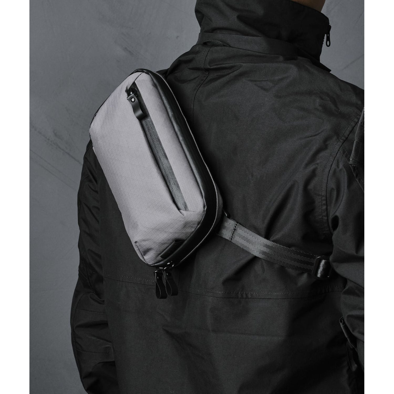 ALPAKA Elements Tech Case Sling Mini