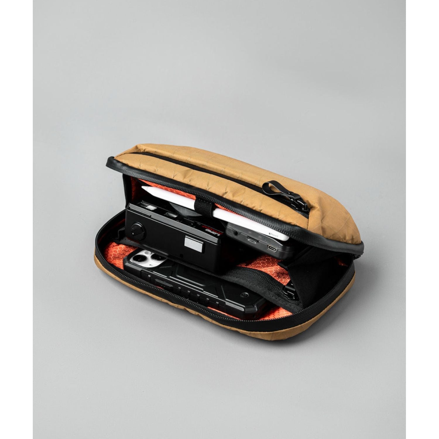 ALPAKA Elements Tech Case Sling Mini (SA)