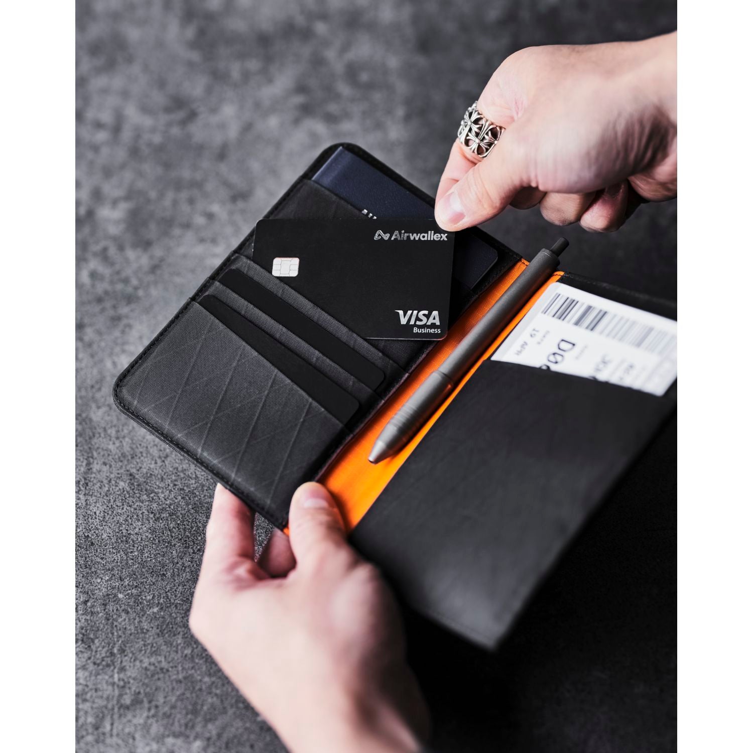 ALPAKA ARK Bifold Passport Wallet