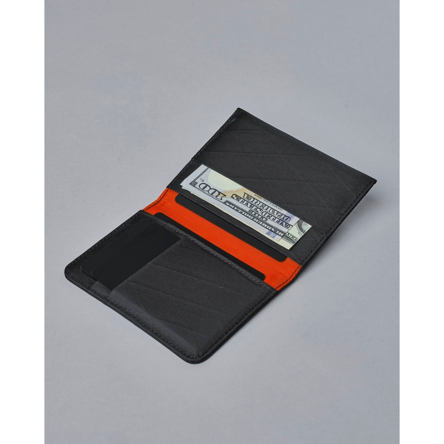 ALPAKA ARK Bifold Wallet