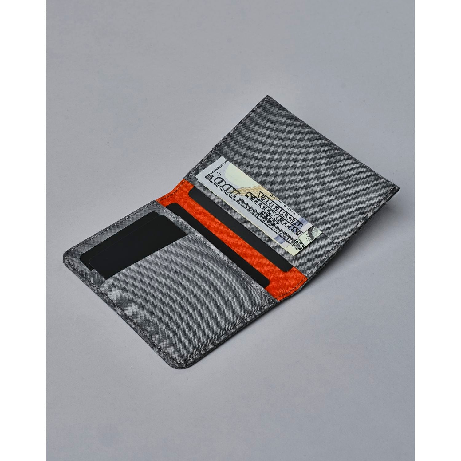 ALPAKA ARK Bifold Wallet