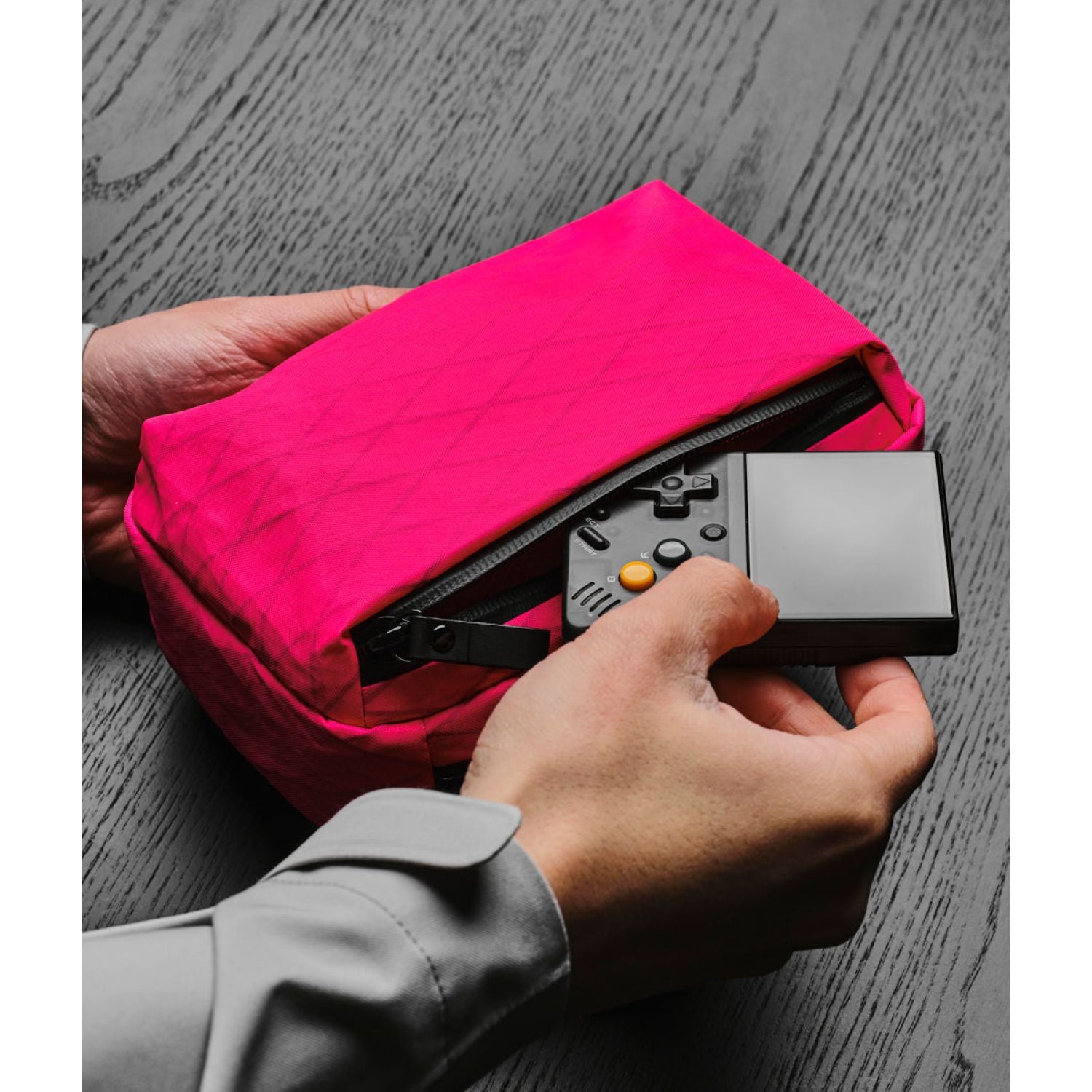 ALPAKA Metro Sling (X-Pac)