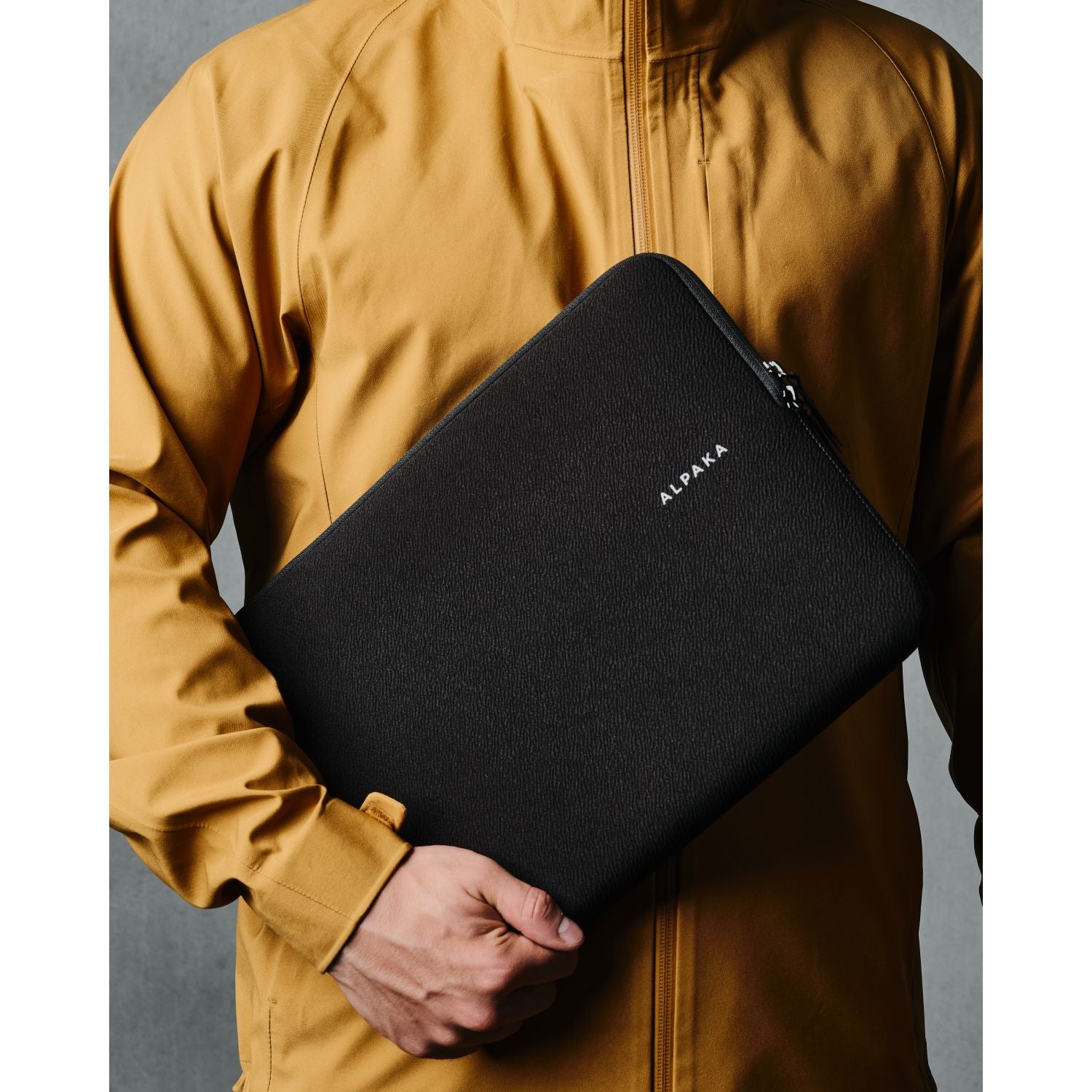 ALPAKA Slim Laptop Sleeve 14"