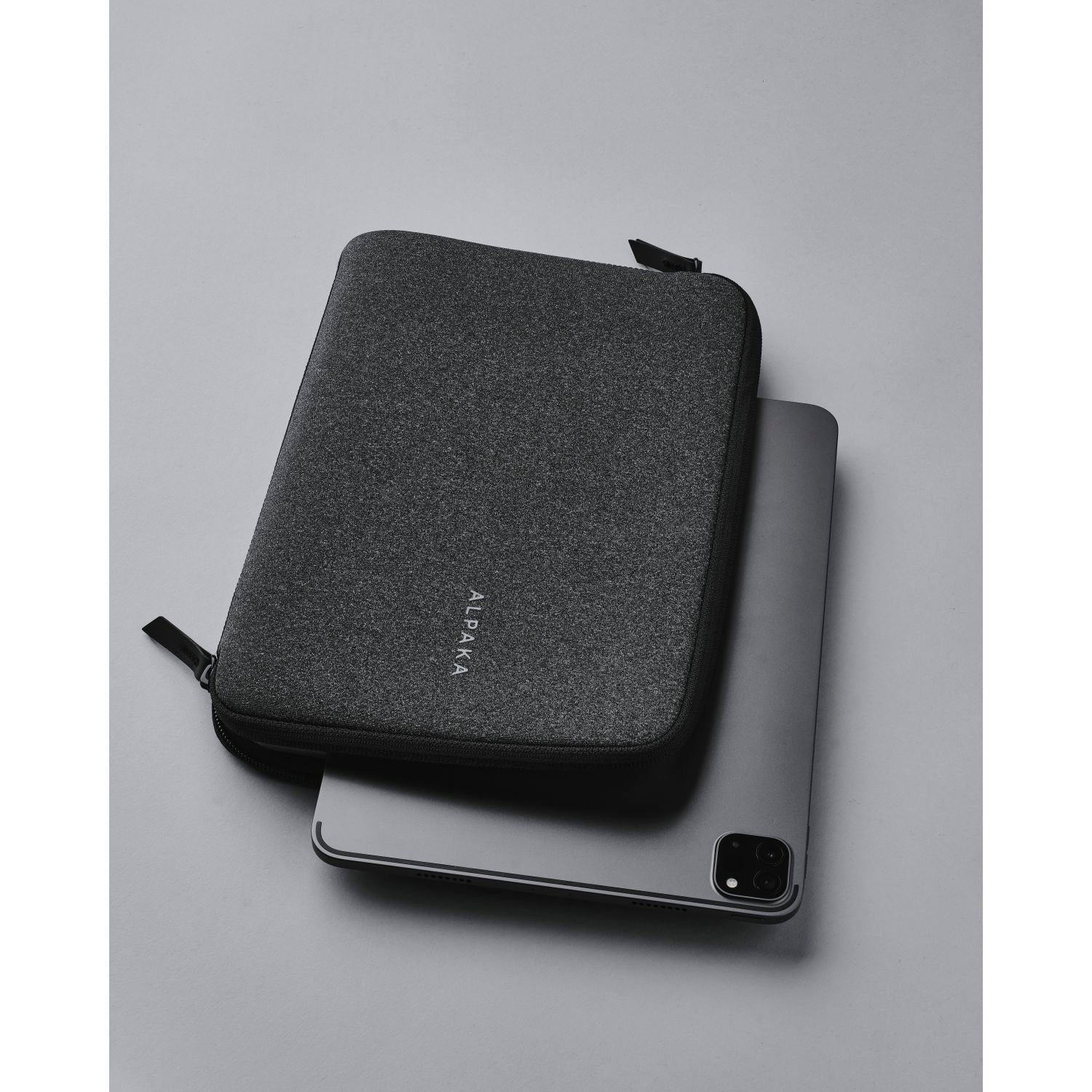 ALPAKA Slim Tablet Sleeve 11"