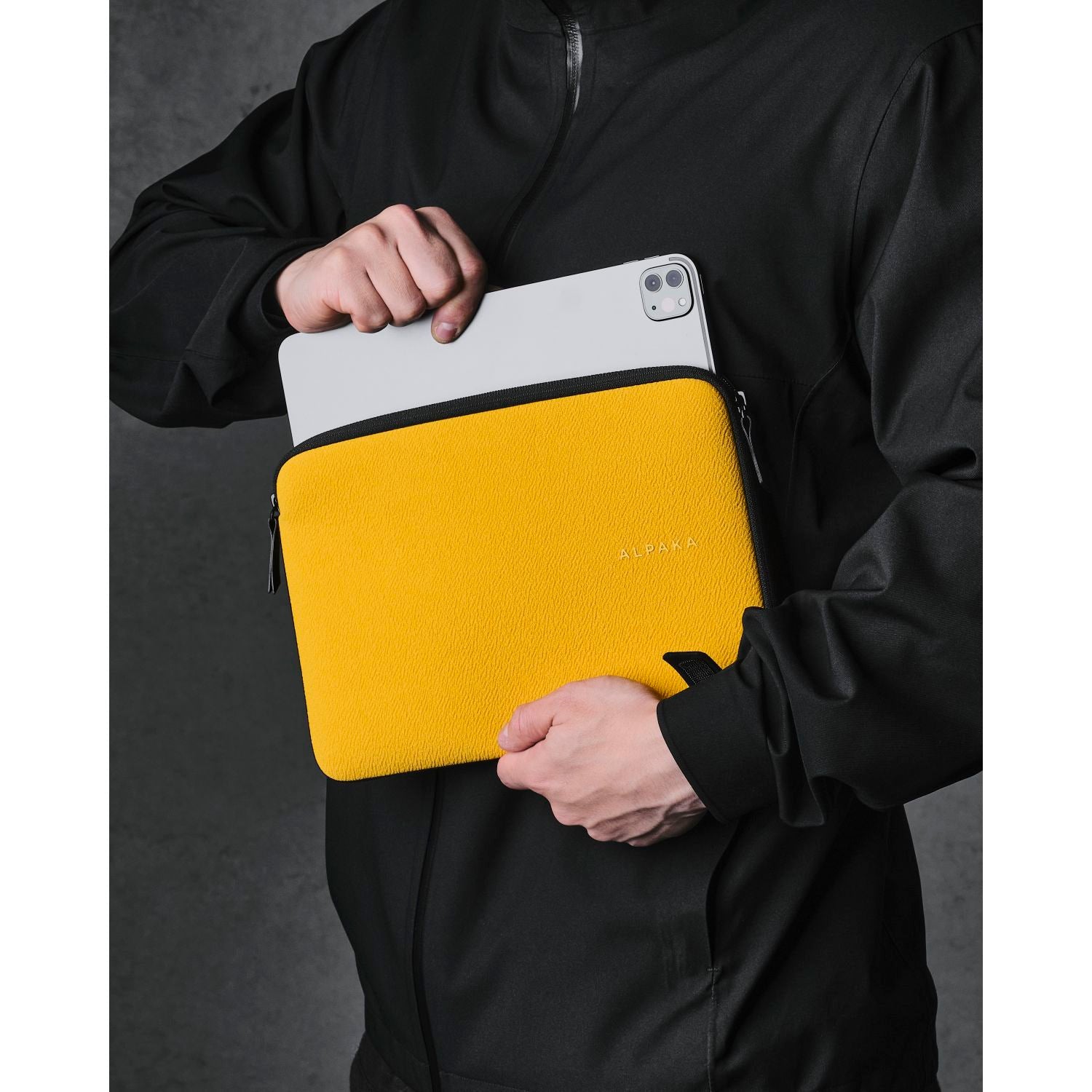 ALPAKA Slim Tablet Sleeve 11"