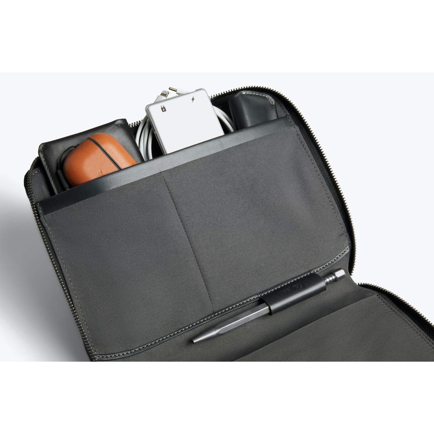 Bellroy Tokyo Folio 8"