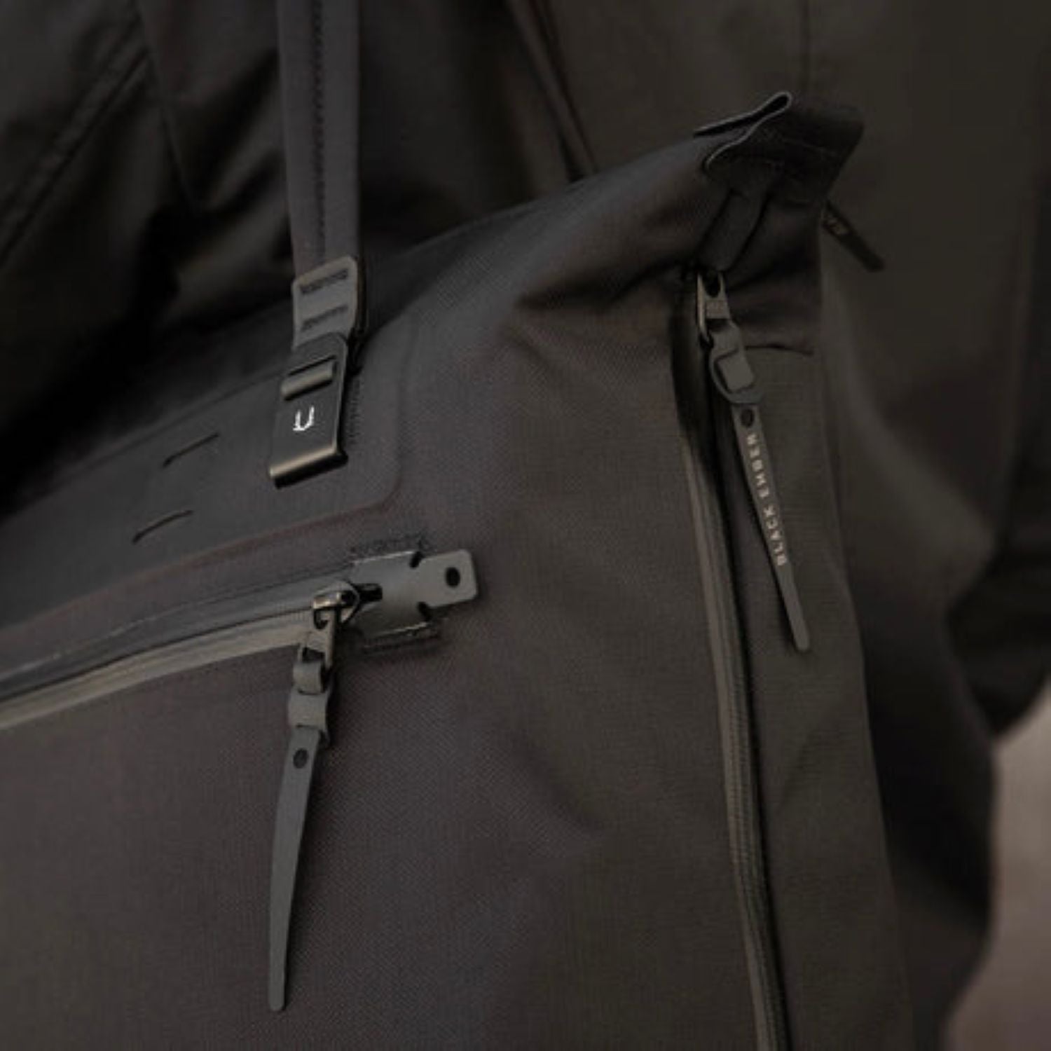 Black Ember Wpt 17" Laptop Tote Embertex Pfas Free 20L