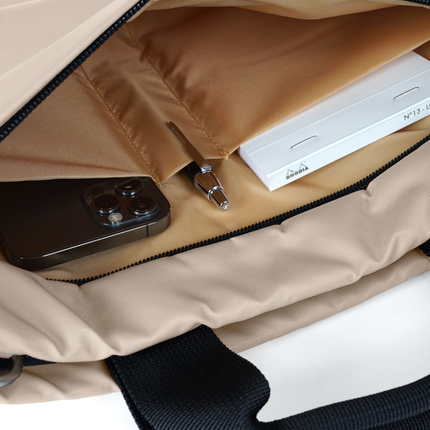 Hellolulu Mira 3-Way Sleeve Case 14" Recycled