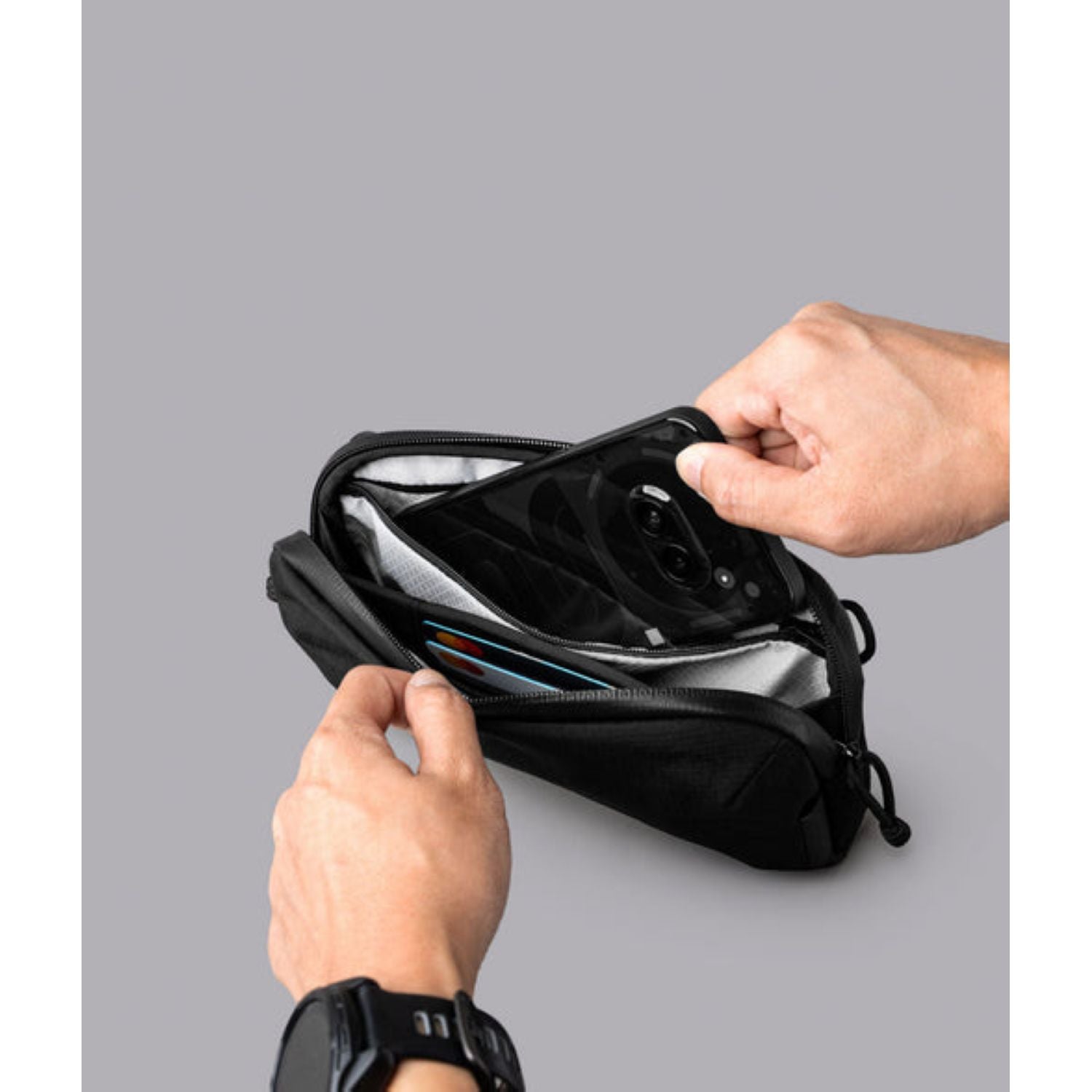 ALPAKA Flight Pouch Pro