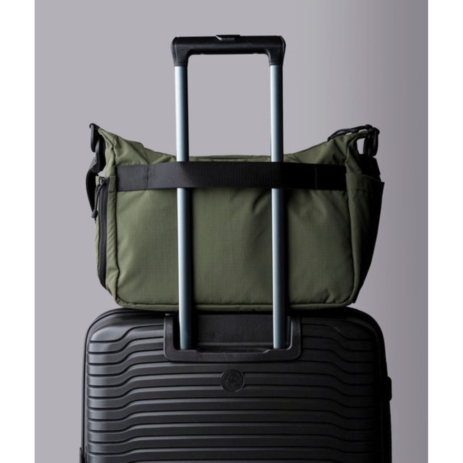 ALPAKA Flight Satchel