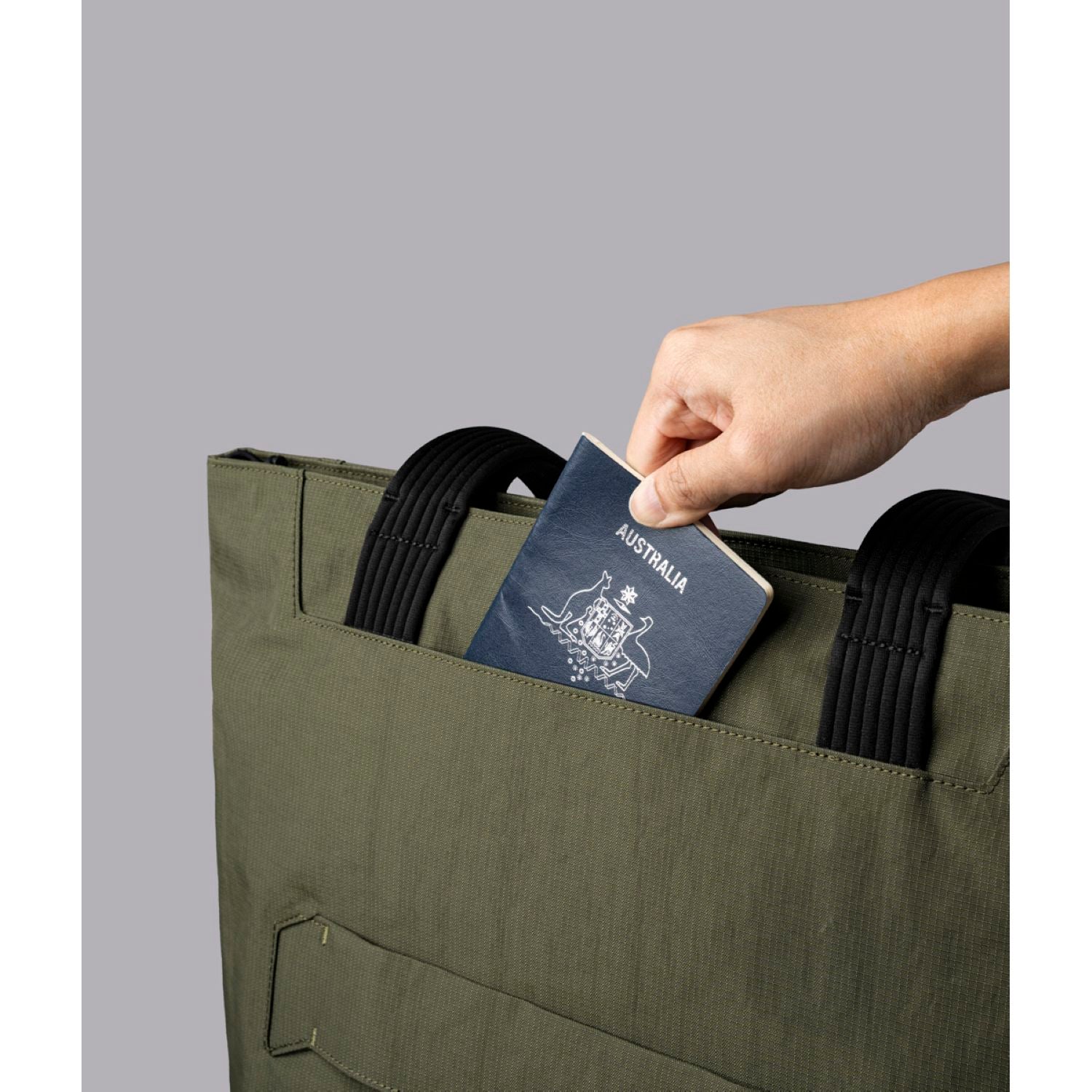 ALPAKA Flight Tote Bag (L)