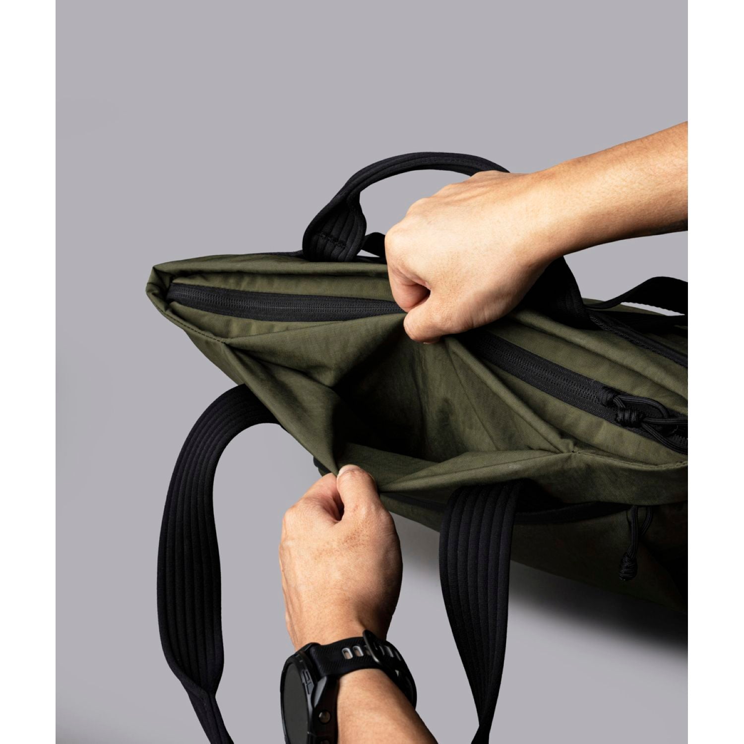 ALPAKA Flow Tote Pack