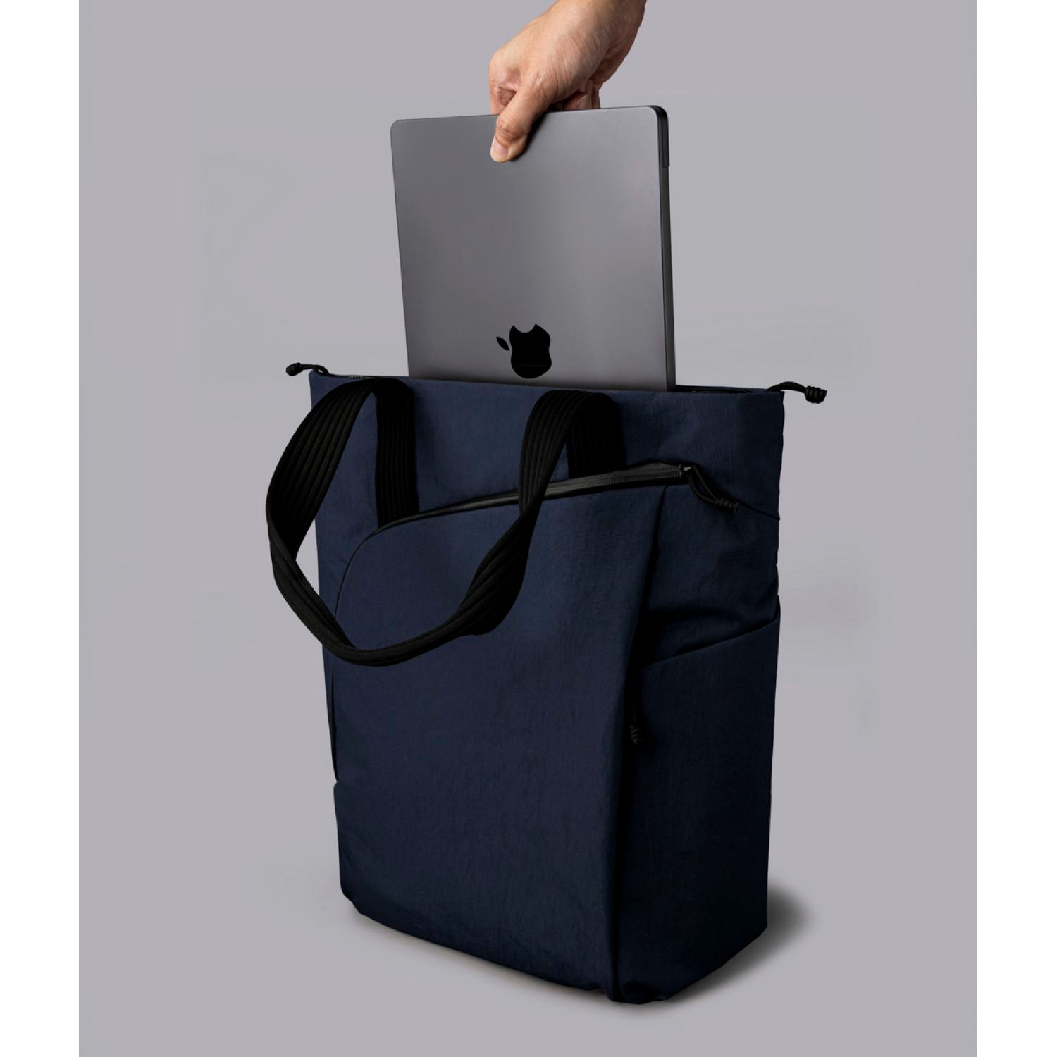 ALPAKA Flow Tote Pack