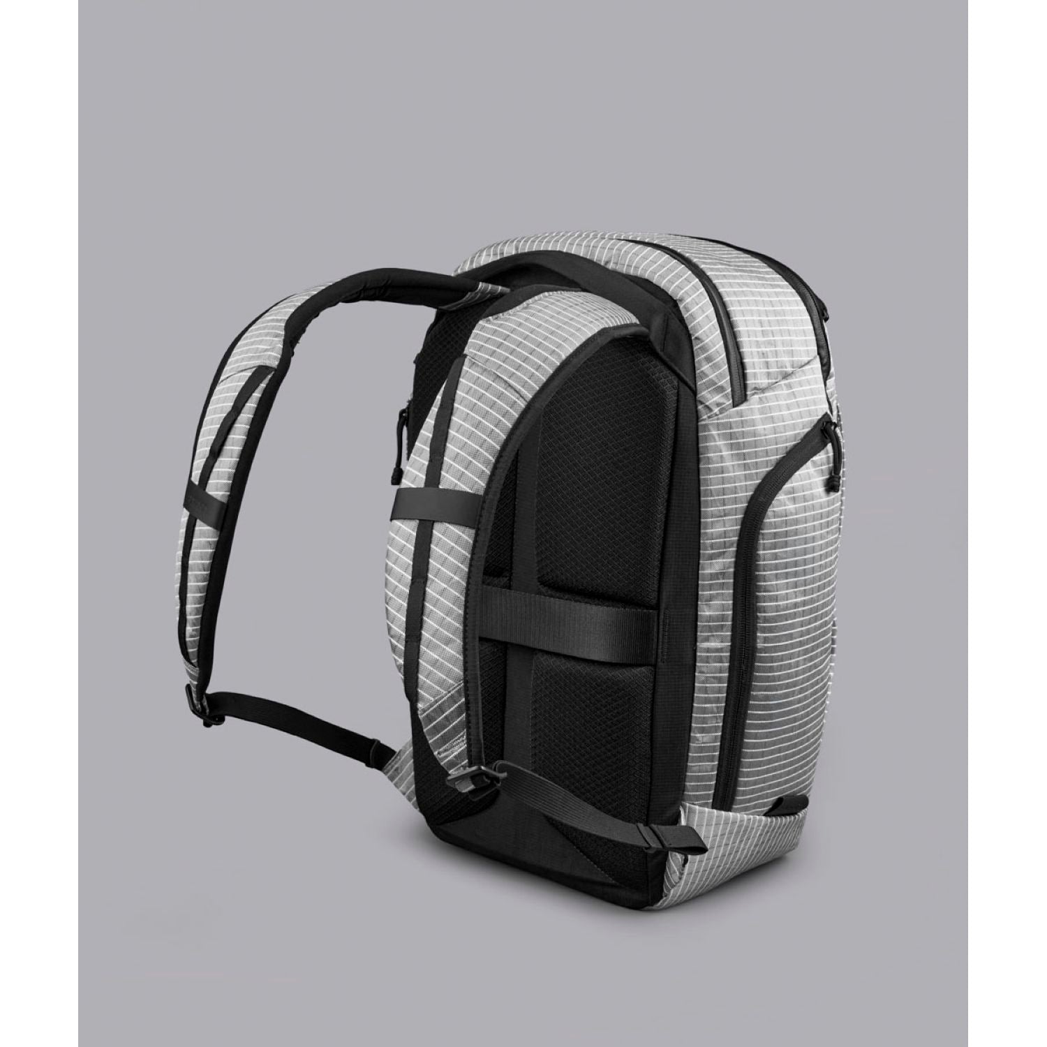 ALPAKA Traverse Backpack 30L