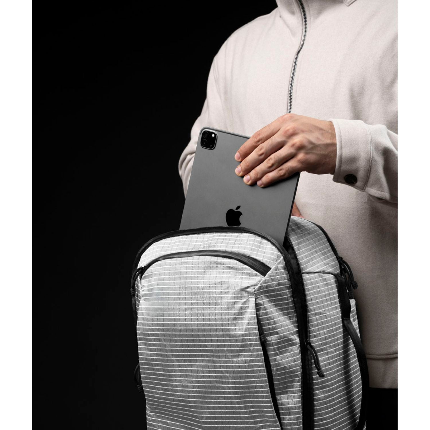 ALPAKA Traverse Backpack 30L