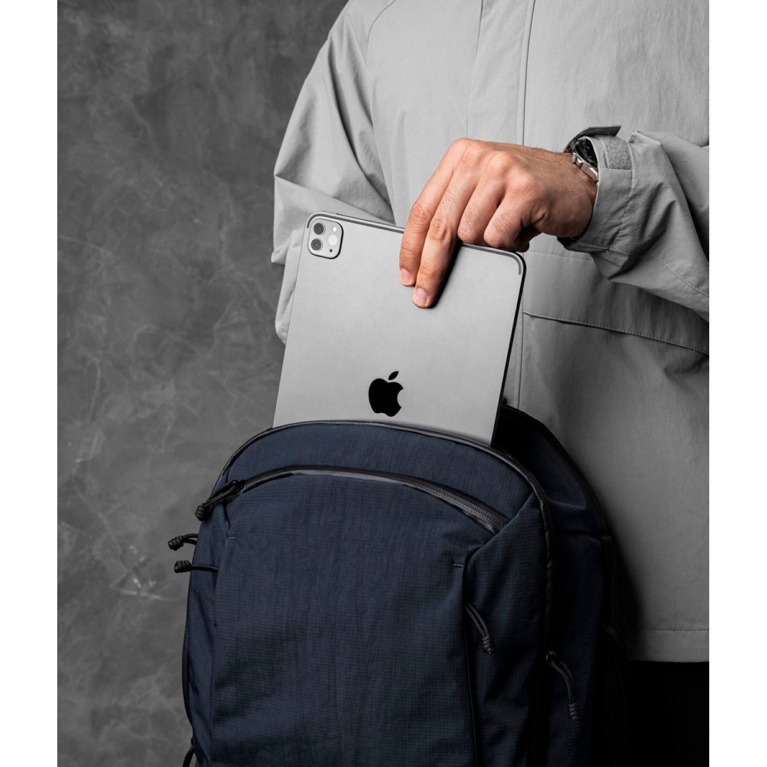 ALPAKA Traverse Backpack 30L