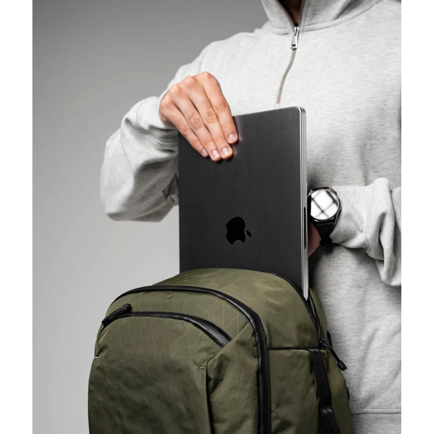 ALPAKA Traverse Backpack 30L