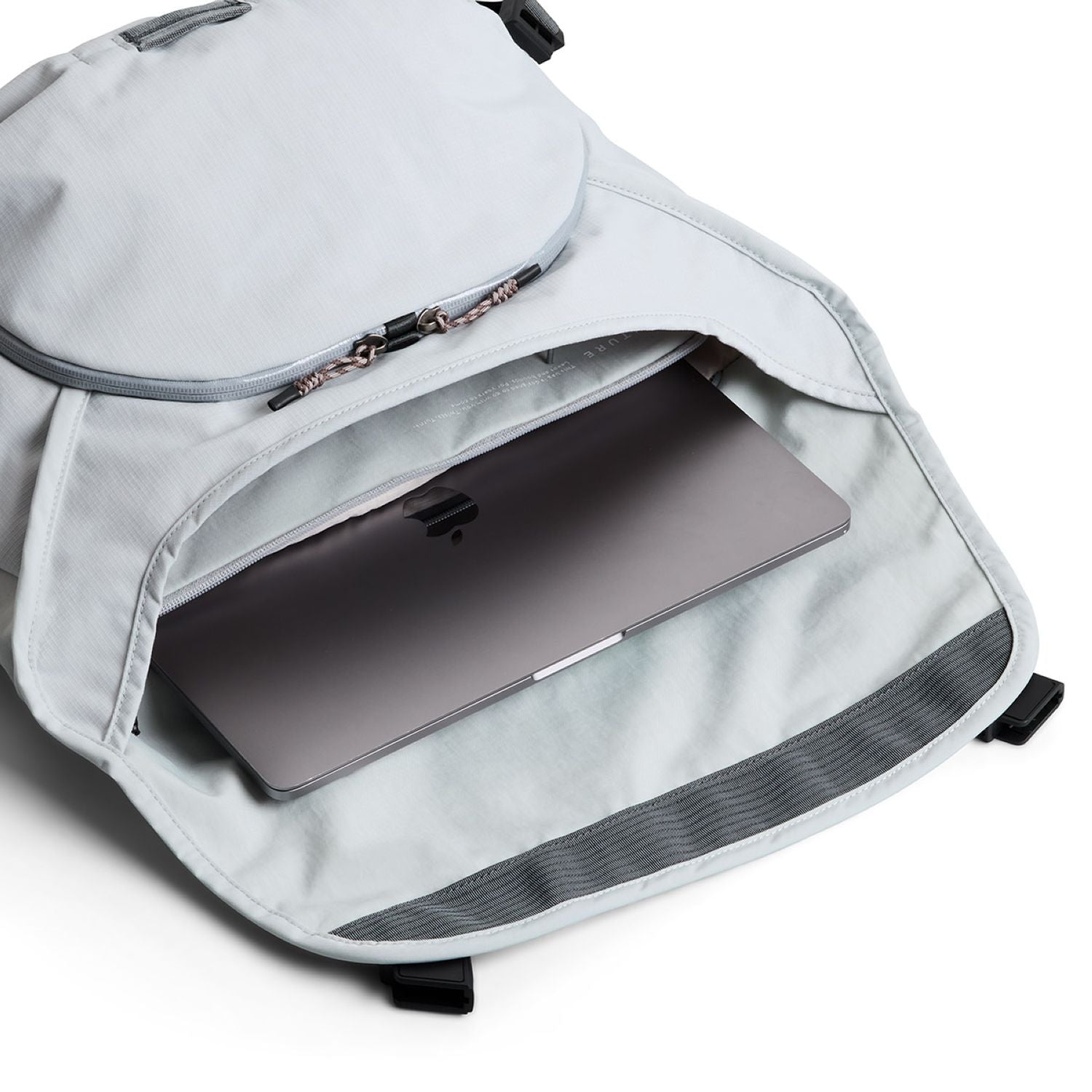 Bellroy Venture Messenger 14"