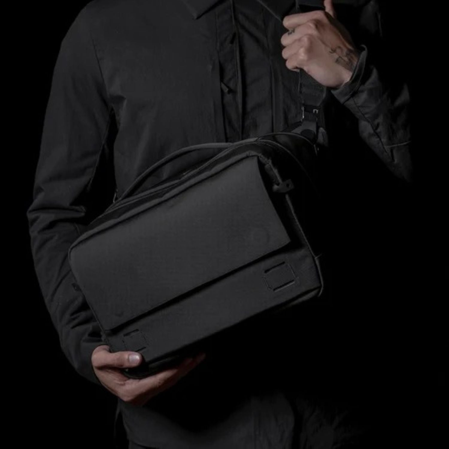 Black Ember Grip Sling Bag Ember Tex Pfas Free 12L