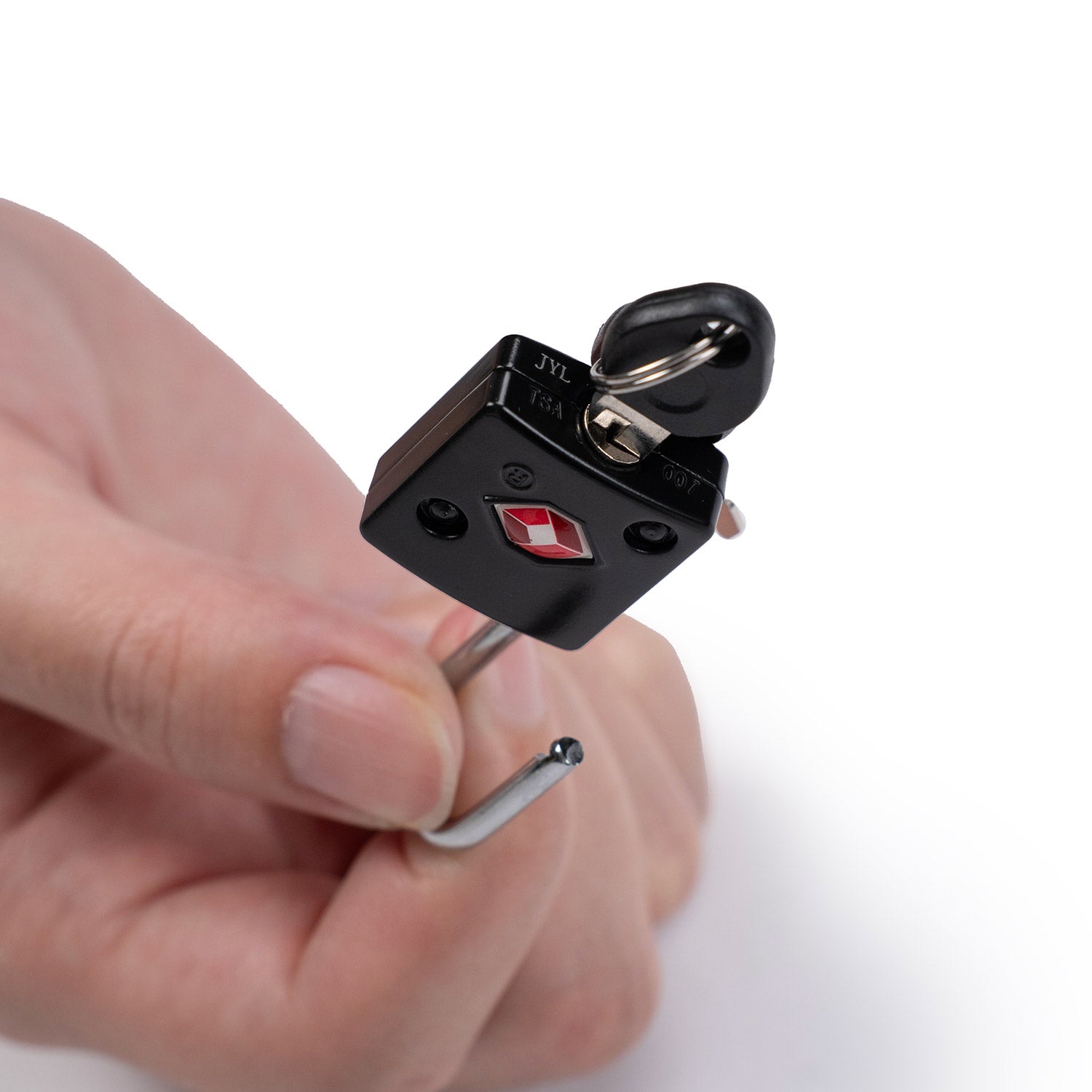 Crossing TSA Travel Lock With Keys