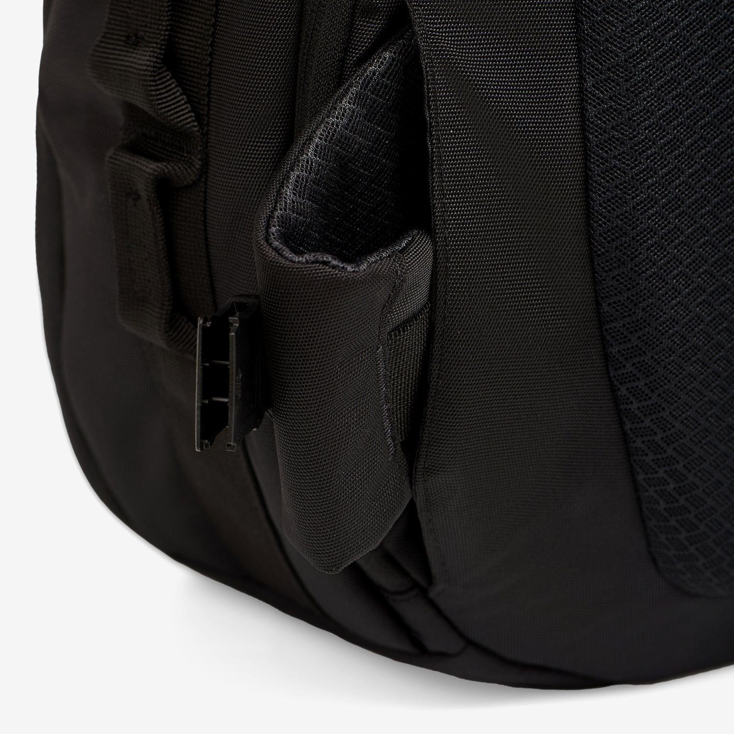 Eagle Creek Tour Lite Travel Pack 38L