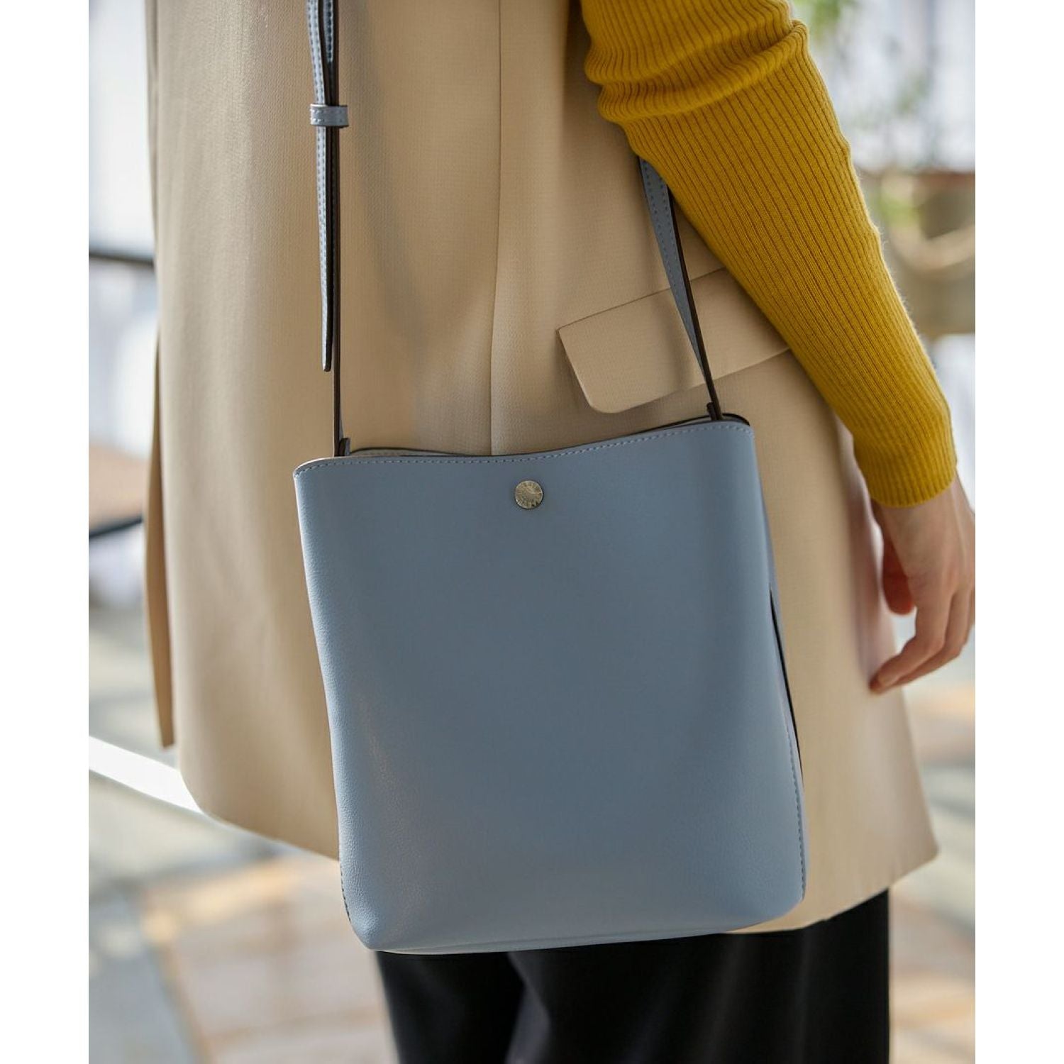 Legato Largo Light Weight Series Vertical Shoulder Bag (SA)