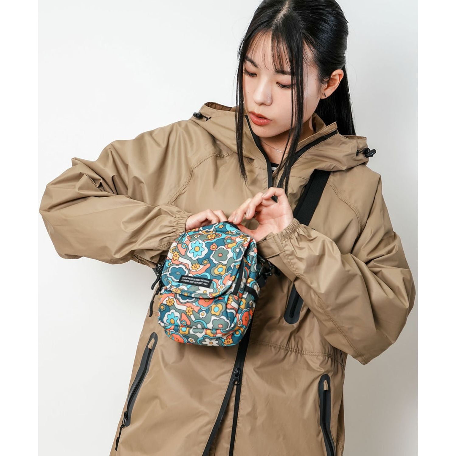 Kiu Water Repellent 600D Flap Pocket Shoulder Bag