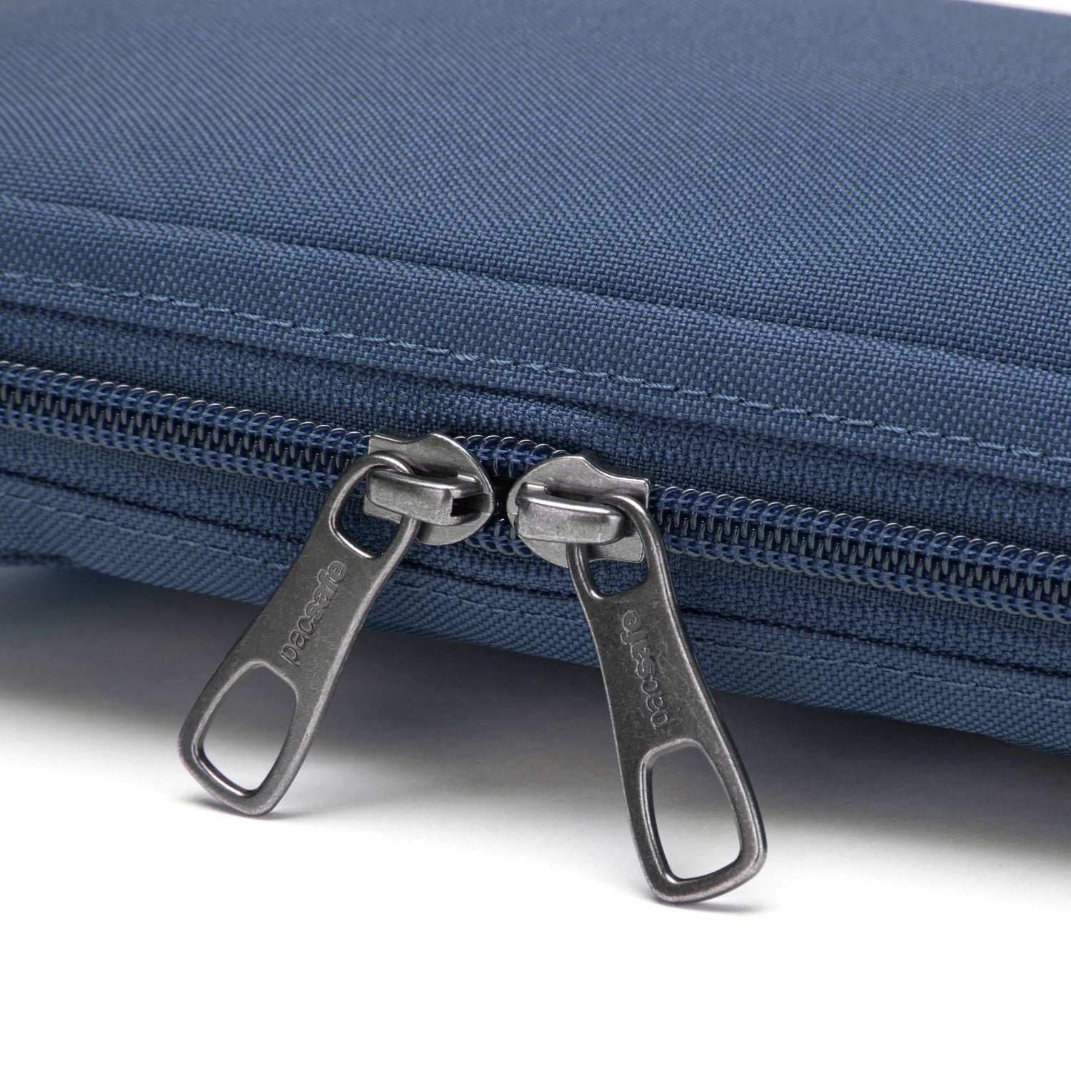 Pacsafe RFIDsafe Tech Crossbody