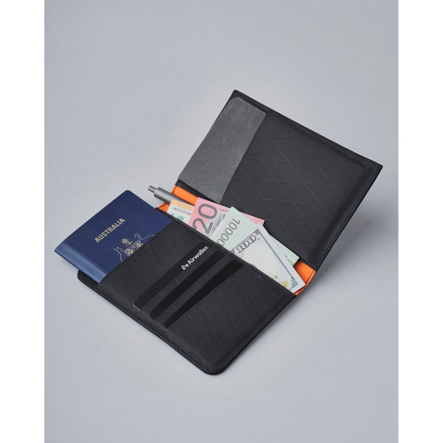 ALPAKA ARK Bifold Passport Wallet