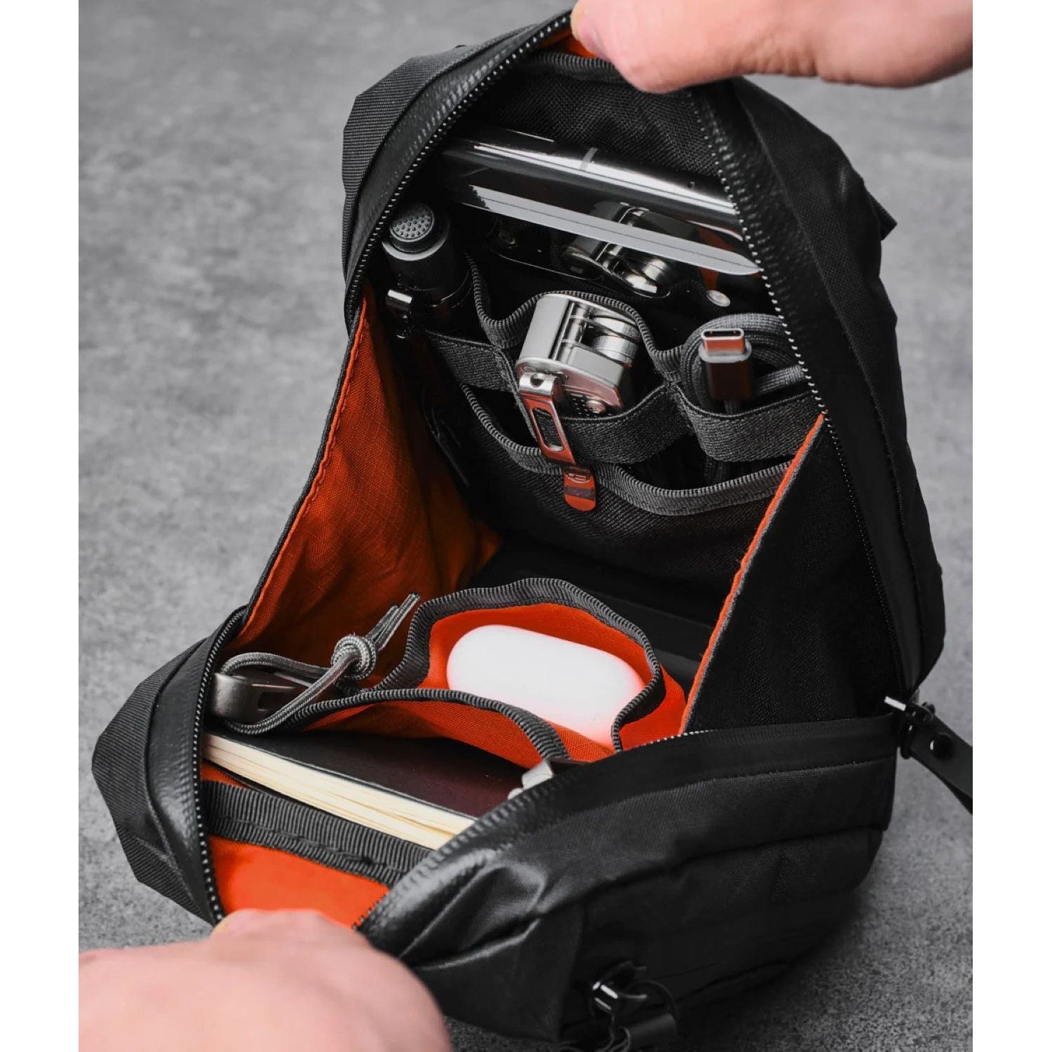 ALPAKA Metro Sling (X-Pac)