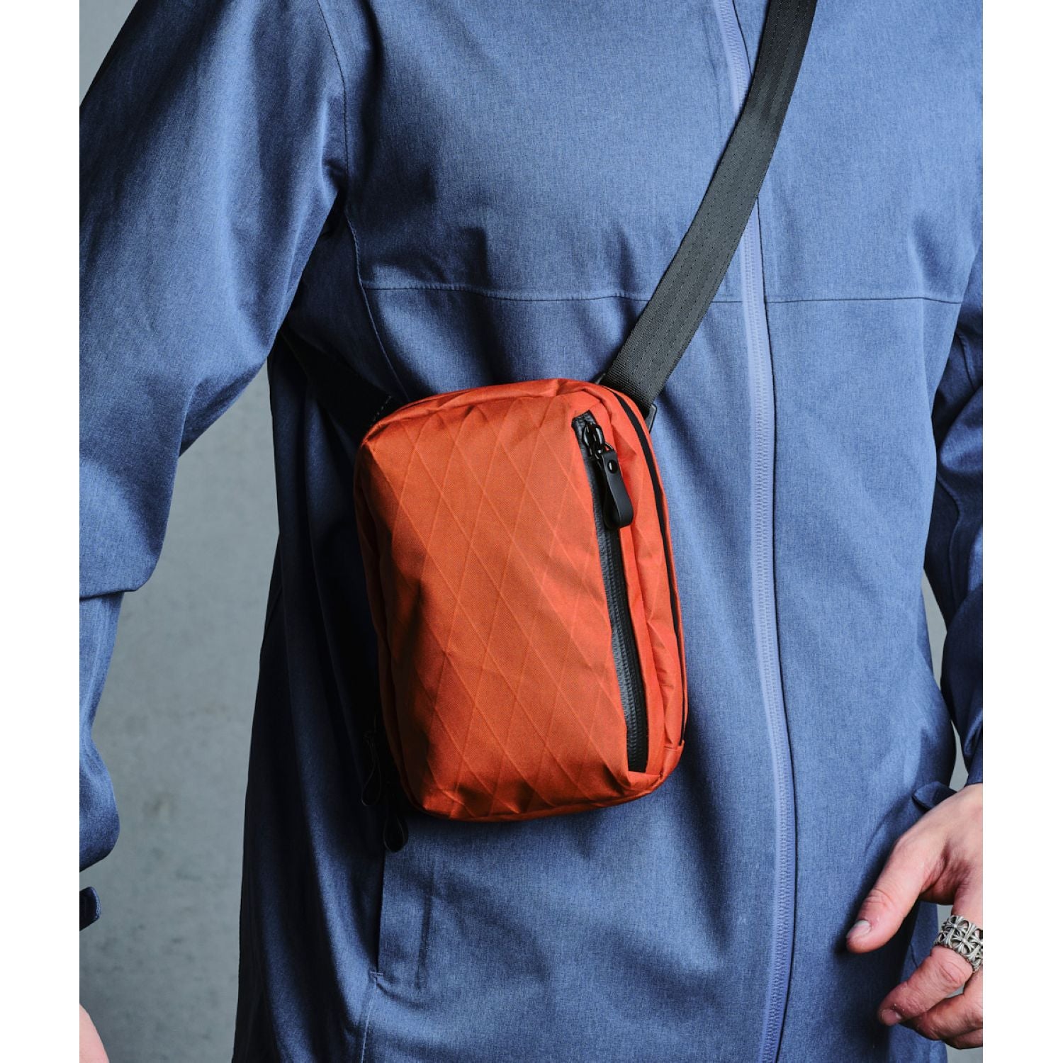 ALPAKA Metro Sling (X-Pac)