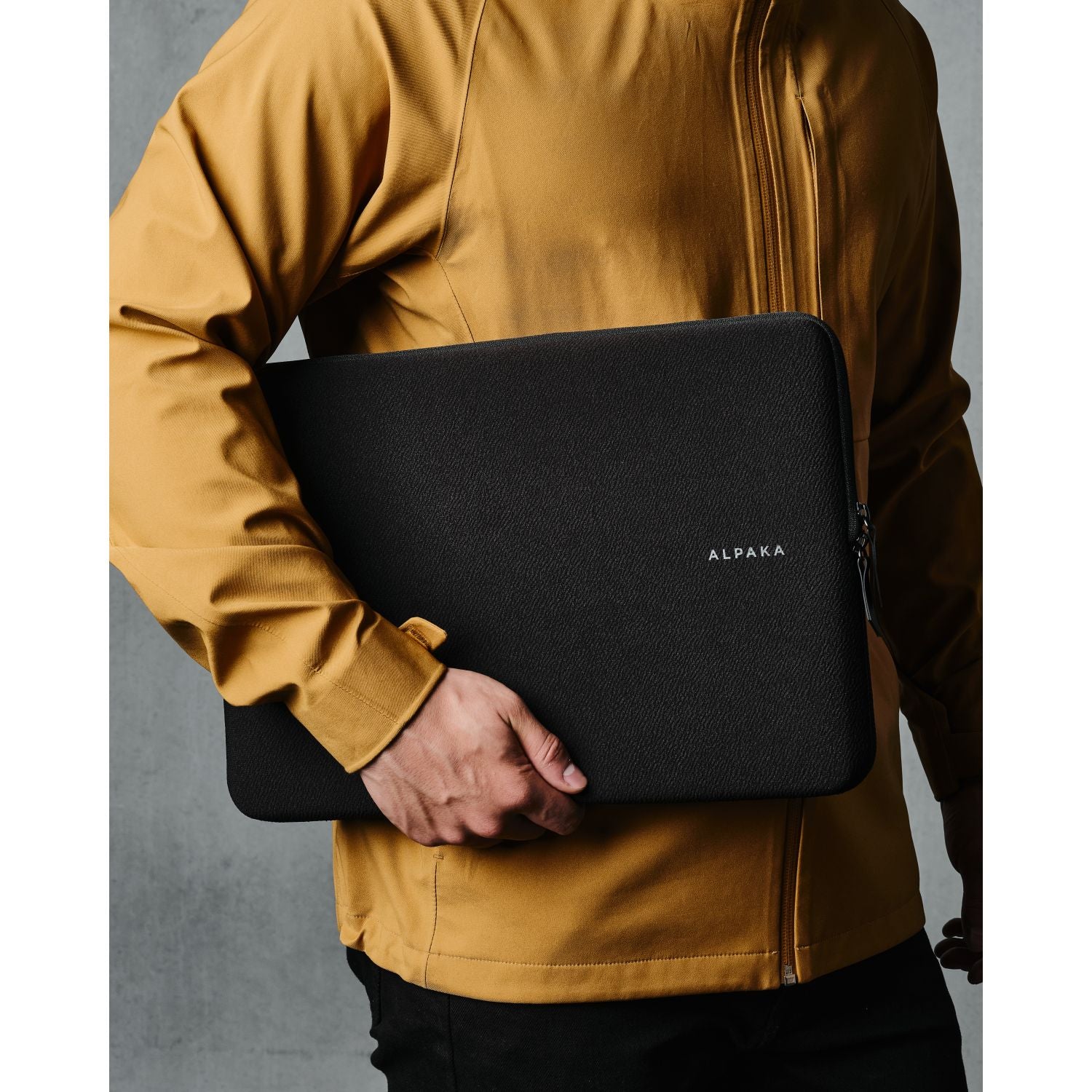 ALPAKA Slim Laptop Sleeve 16"