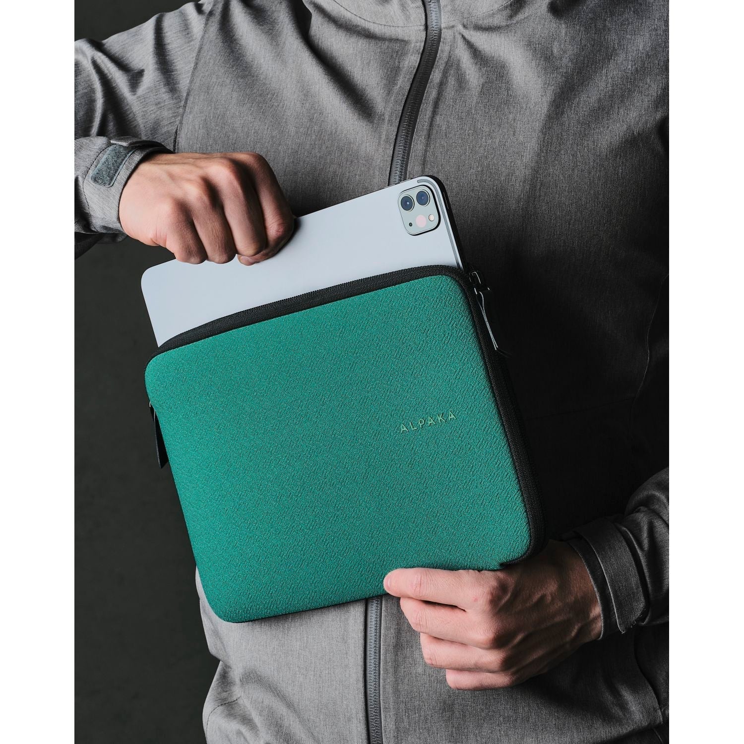 ALPAKA Slim Tablet Sleeve 11"