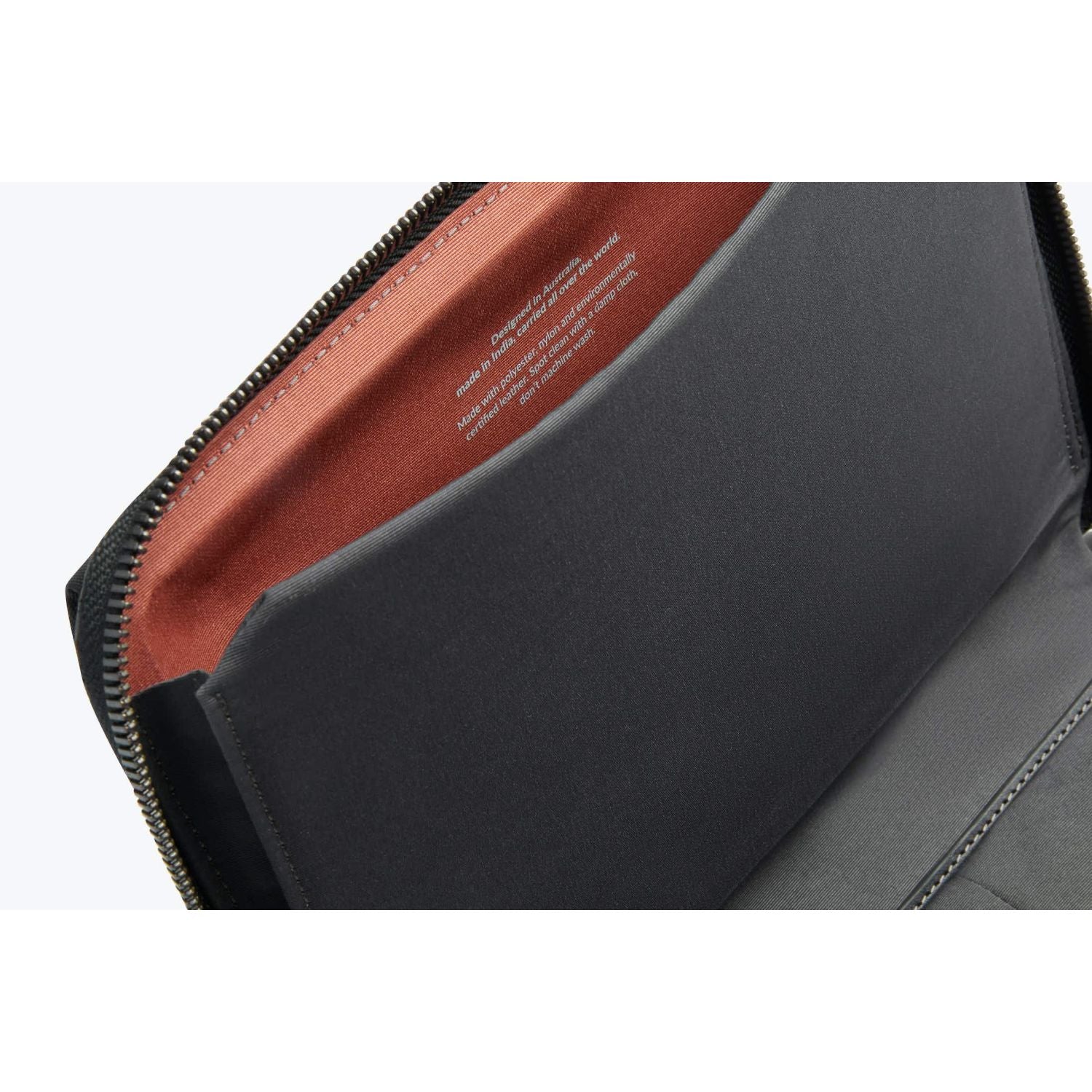 Bellroy Tokyo Folio 8"