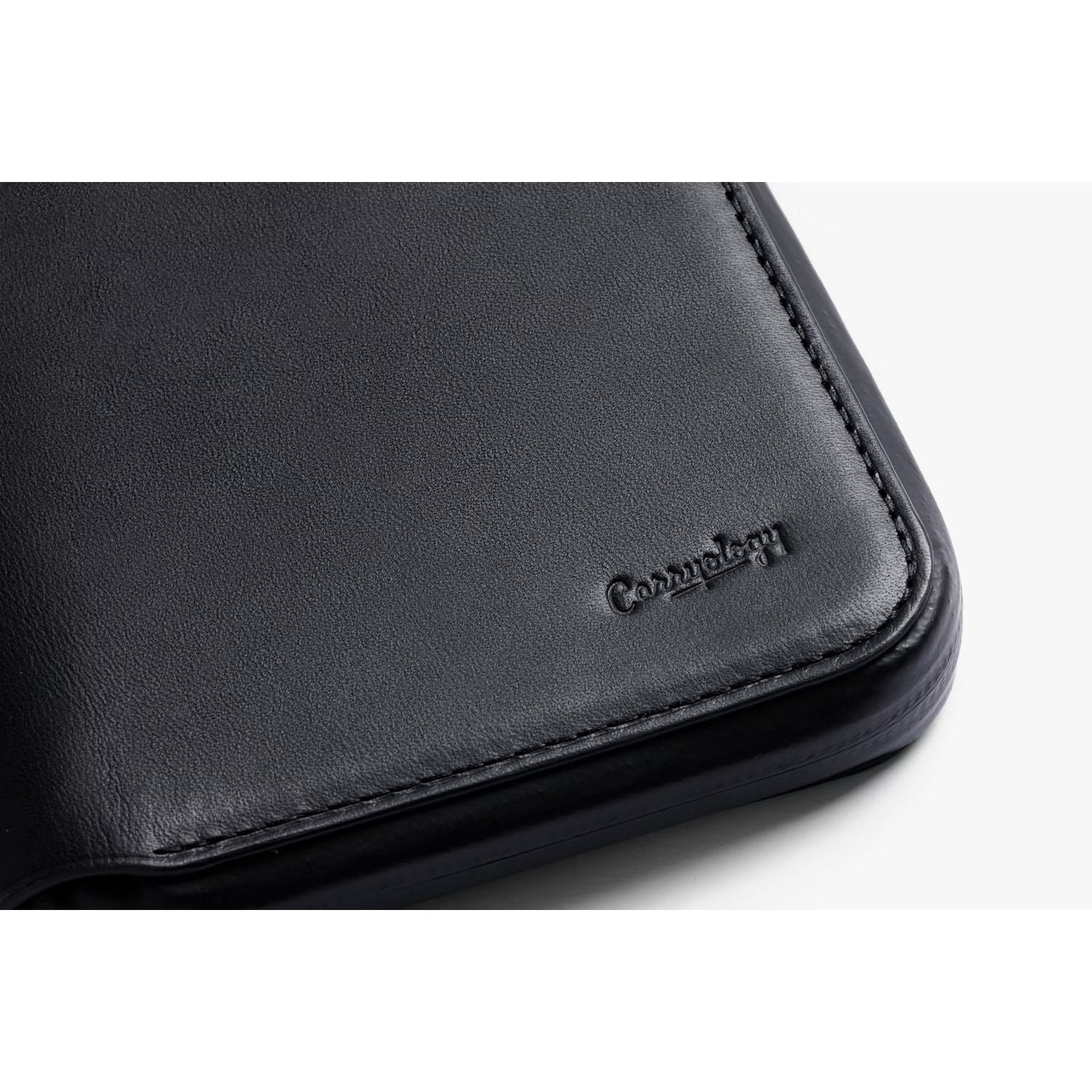 Bellroy Travel Folio (Second Edition) - Carryology Essential Edition
