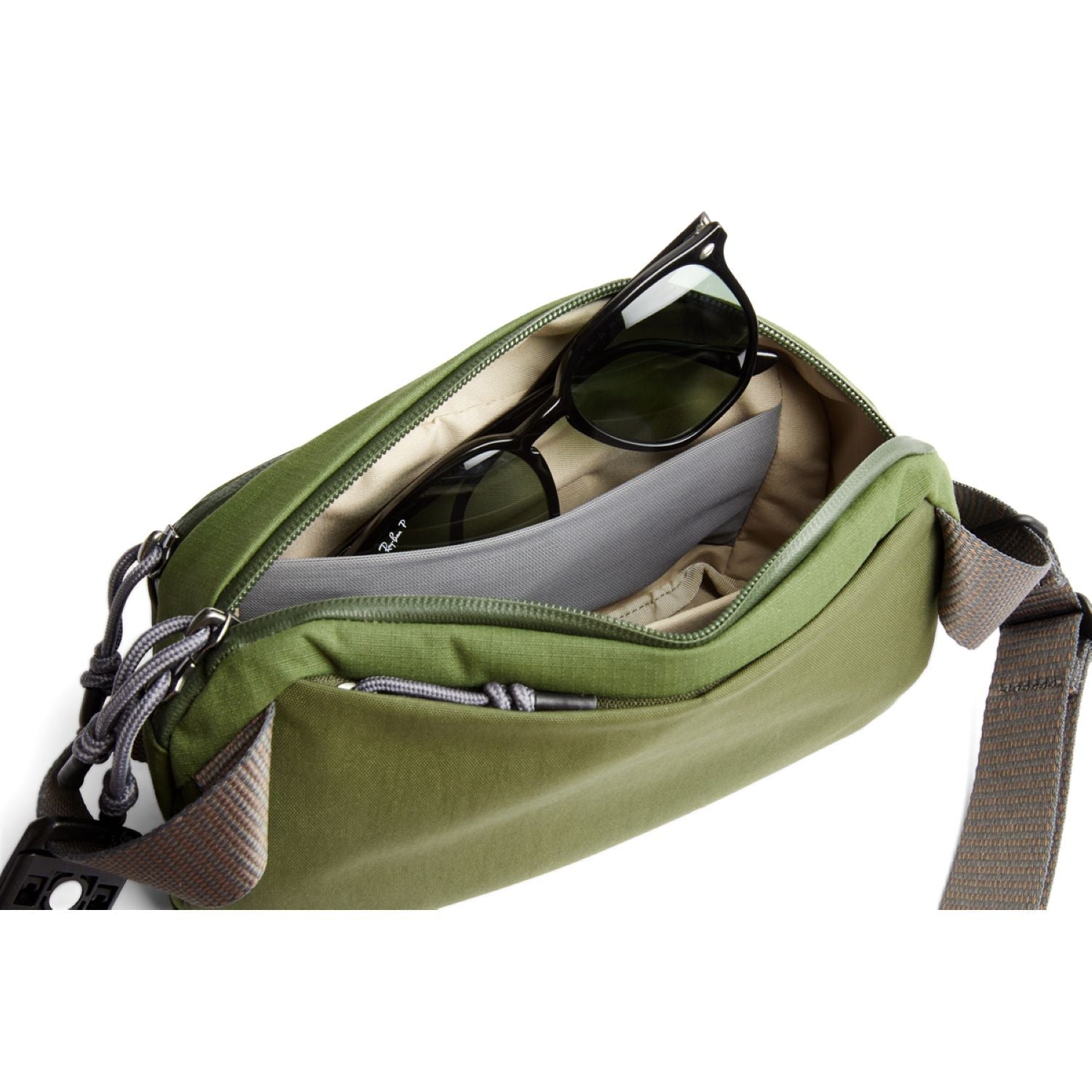 Bellroy Venture Ready Sling 2.5L (SA)