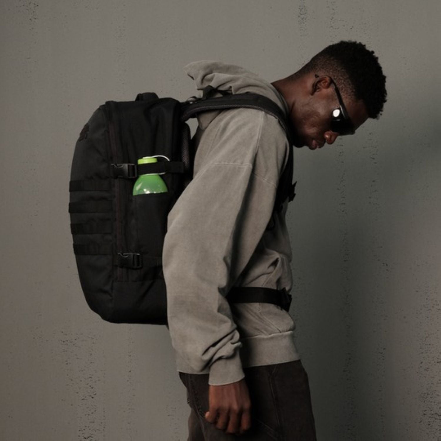 Cabinzero Military Cabin Bag With Luggage Trackers 44L