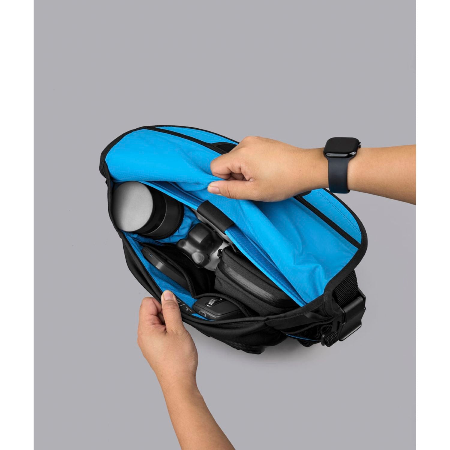 [PRE-ORDER] ALPAKA 7Ven Messenger Decade Edition 14" Ballastic Nylon 840D Bag