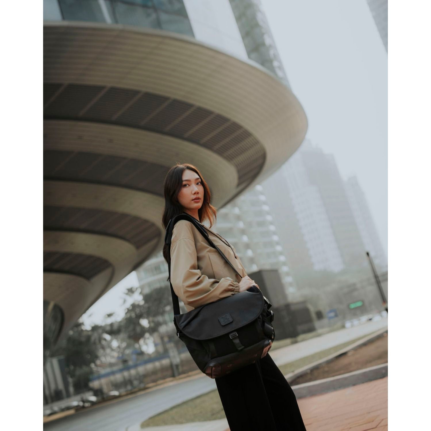 [PRE-ORDER] ALPAKA 7Ven Messenger Decade Edition 14" Ballastic Nylon 840D Bag