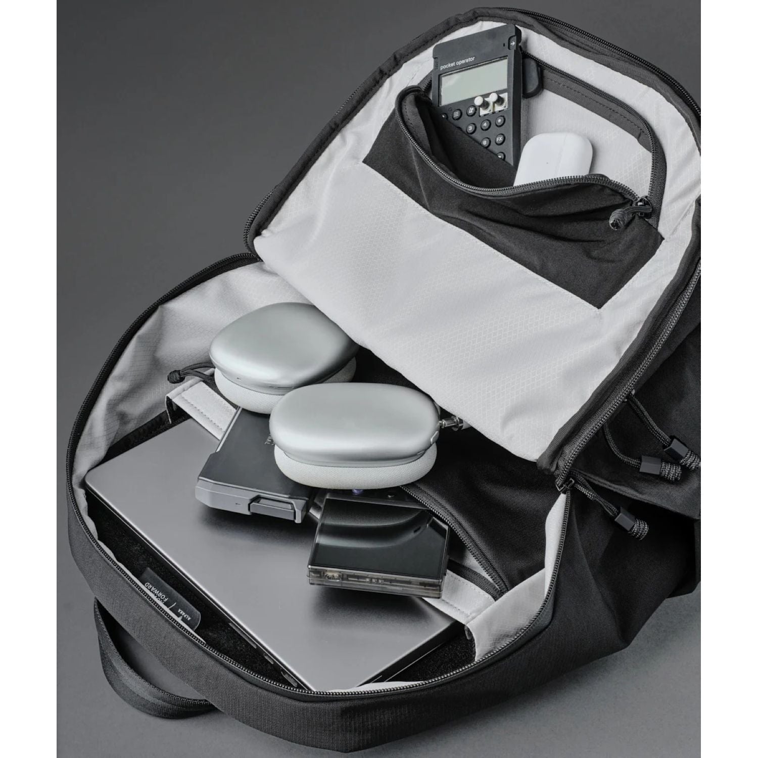 ALPAKA Bravo Backpack 23L