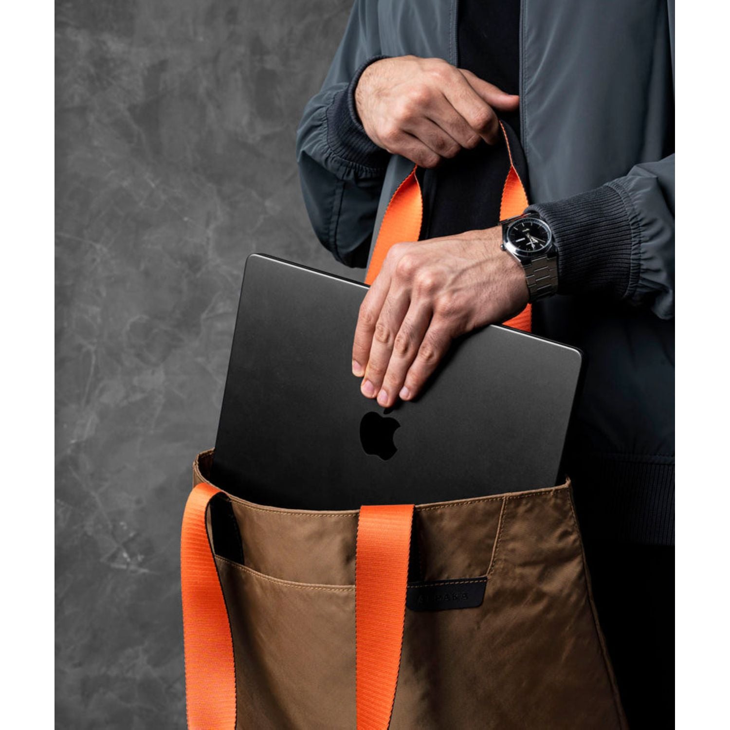 ALPAKA Elements Tote Bag (M)