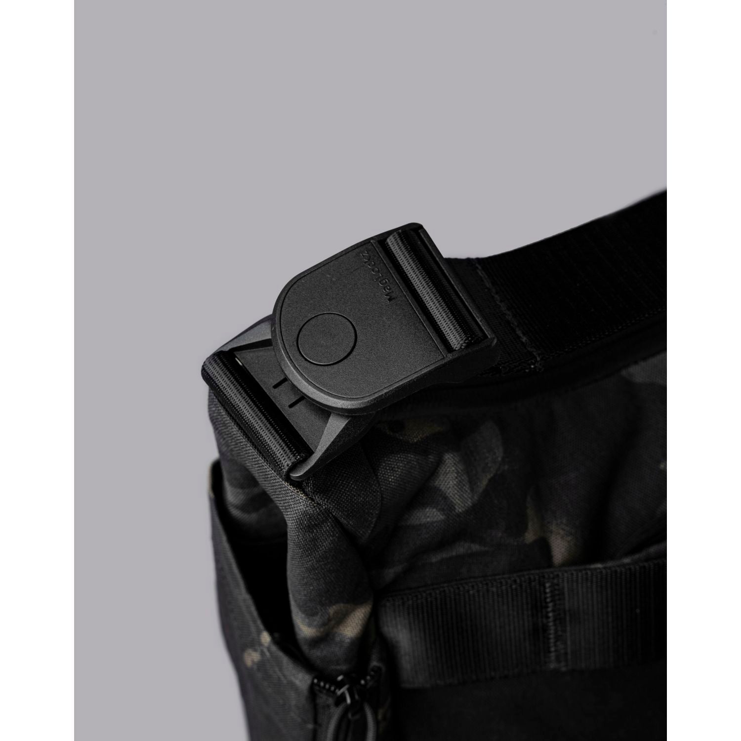 ALPAKA Flight Satchel