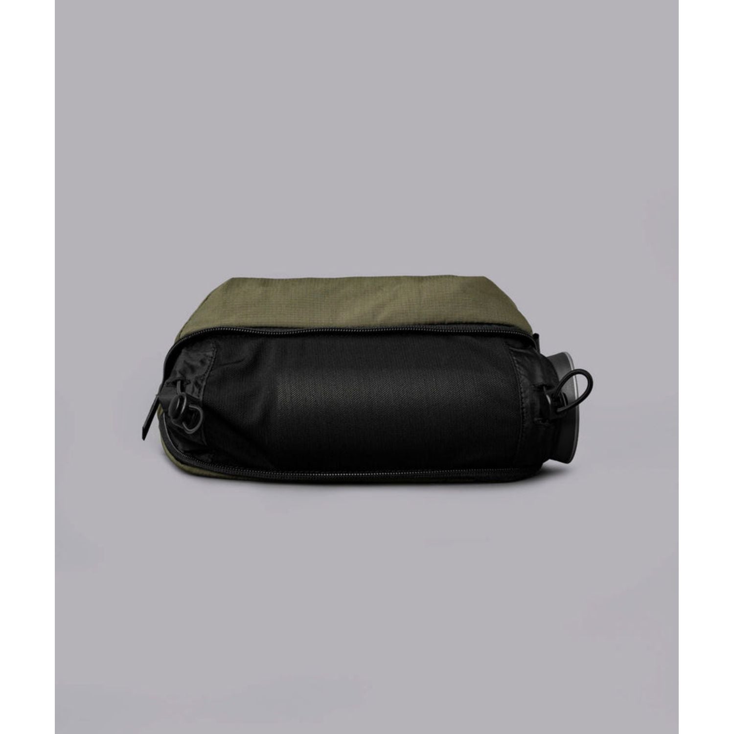 ALPAKA Flight Sling Pro 2.5L