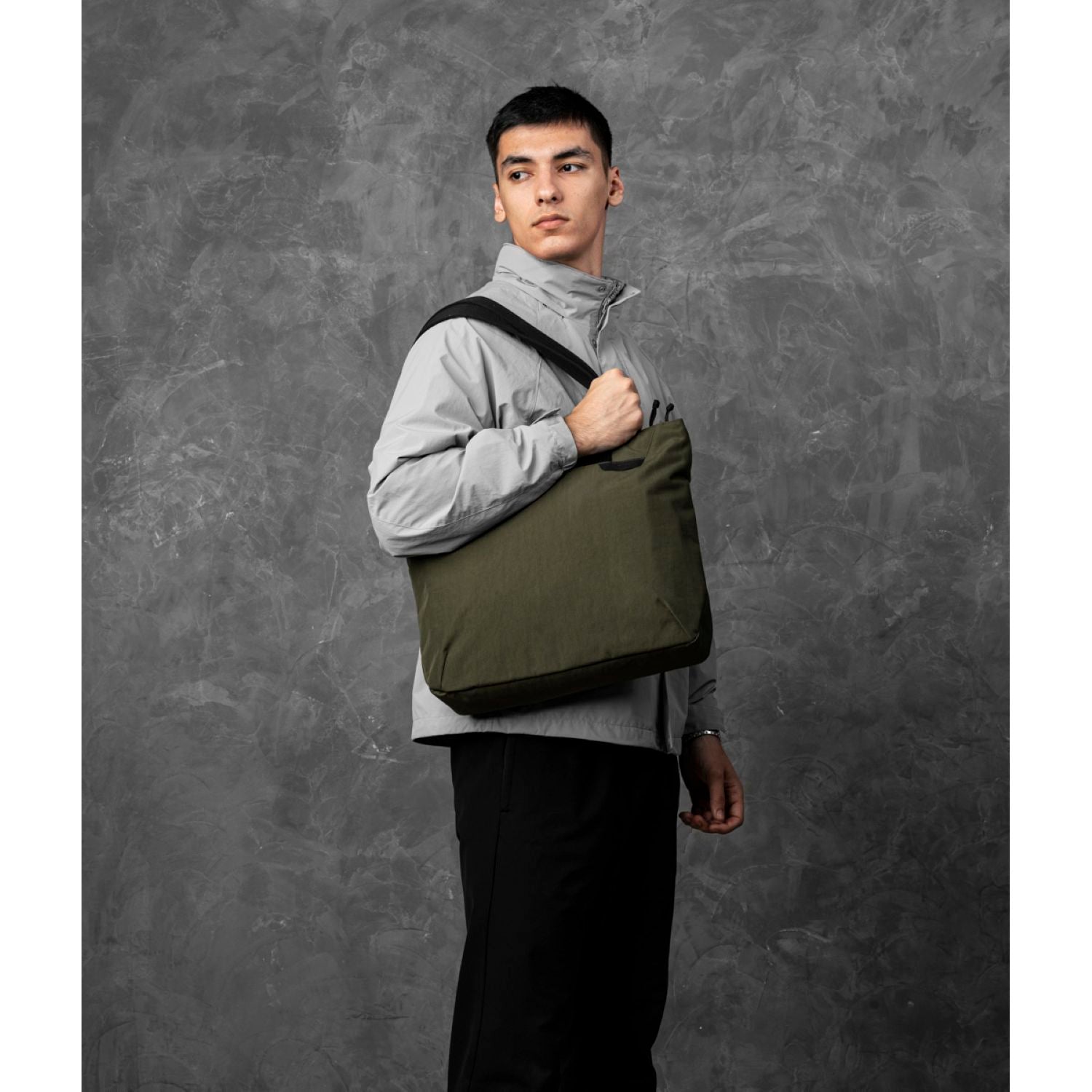 ALPAKA Flight Tote Bag (M)