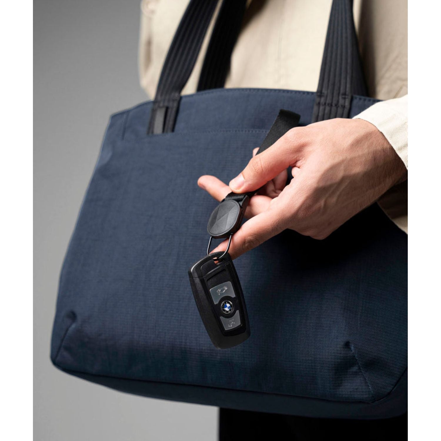 ALPAKA Flight Tote Bag (S)