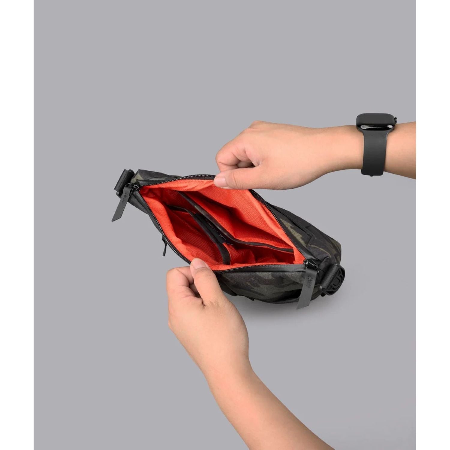 ALPAKA Flow Satchel With Padded Strap 2L