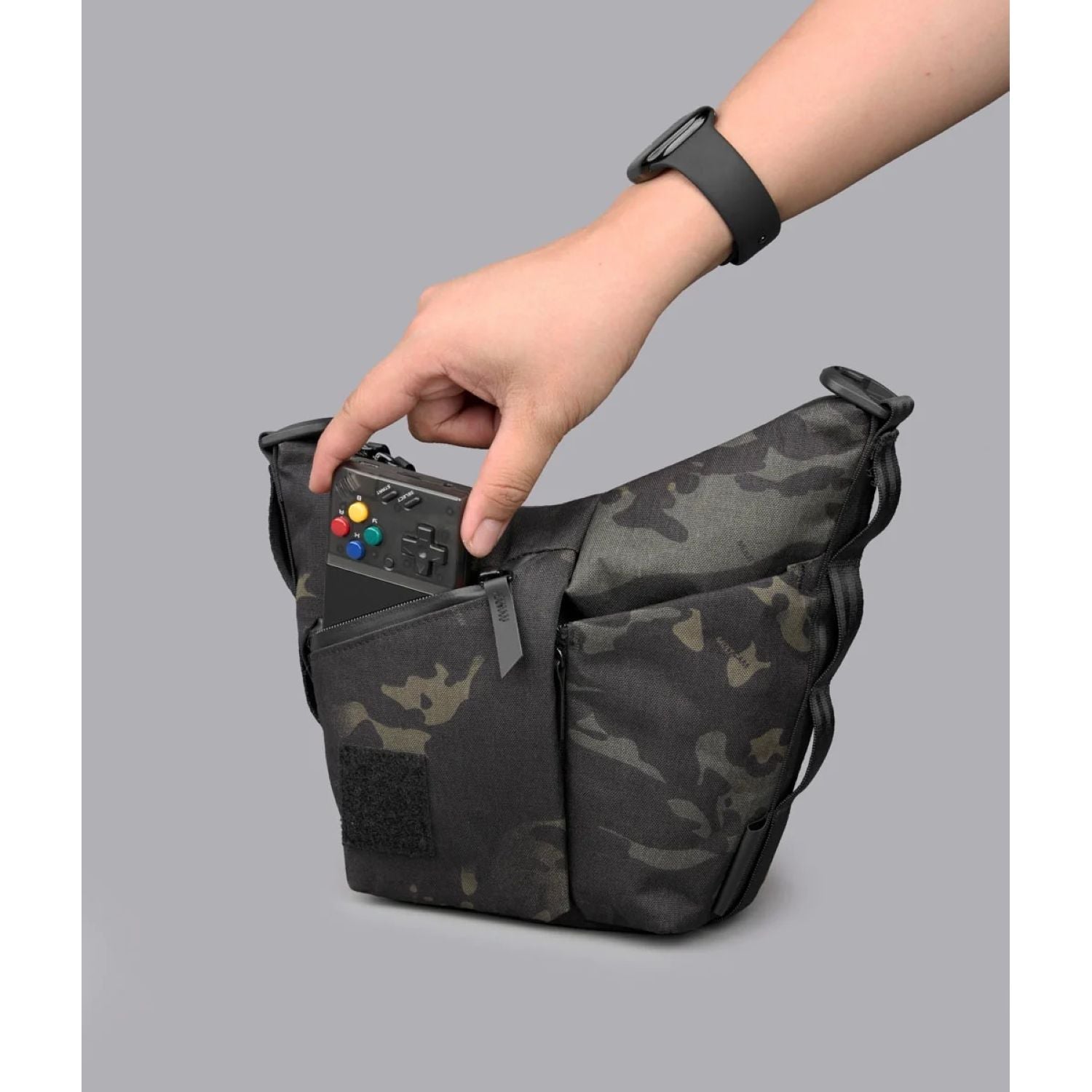 ALPAKA Flow Satchel With Padded Strap 2L