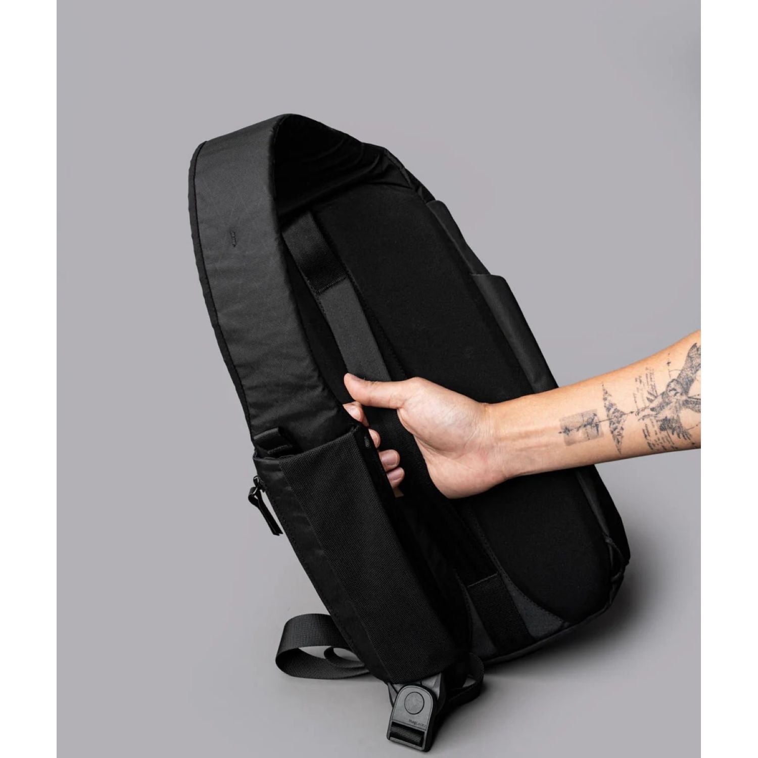 ALPAKA Metro Crossbody Left Shoulder