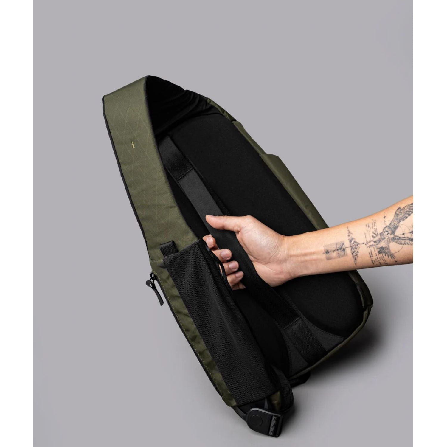 ALPAKA Metro Crossbody Left Shoulder